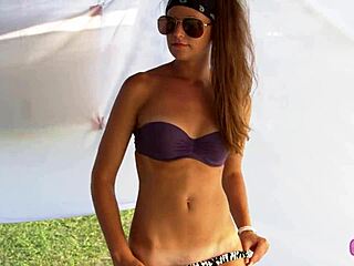 i saw rock fest flashers daytime sexy n real damn hot