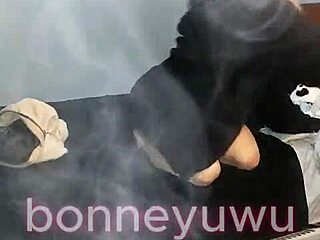 Bonneyuwu argentina babe works her favorite cock sucking shift