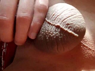 hot bisexual vintage babe masturbates in high def fetish bliss