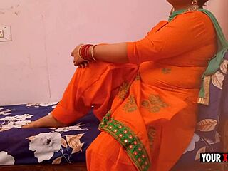 Servant Ramu Pounds Big Ass Indian Housewife Doggystyle Nonstop