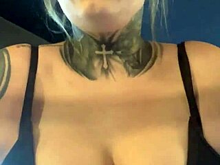 woman watched by gym girl in sao paulo gym pussy dripping wet down legs