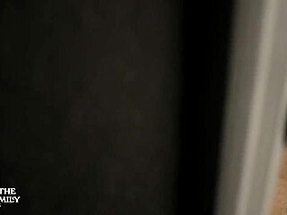 big ass milf gets creampie from huge cock