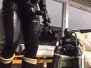 shiny retro rubber horny xxl crush 2003 roxina wmv