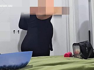 pregnant milf sucks huge cock and fucks at swing house