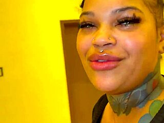 thick chicago ebony creamislife hunts vegas big dick hardcore