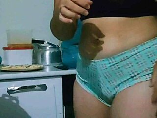 bailey quinn curvy latina big pussy lips kitchen homemade fuck pt2