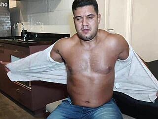 yuri gaucho brazilian bear worships feet jerks huge cock shower cum