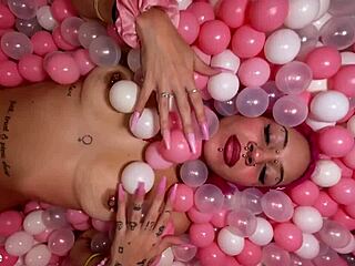 pink bimbo teen whore plays with dirty feet