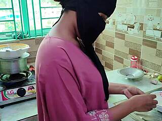 Cheating husband fuck muslim house maid when no one at home