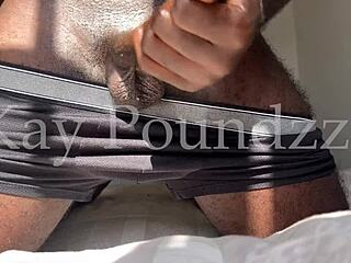 amateur moans loudly during morning masturbation until reaching orgasm