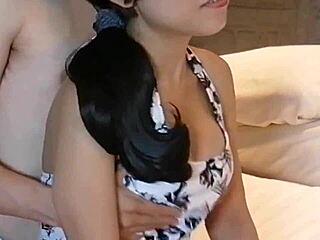 homemade amateur stimulates big natural tits