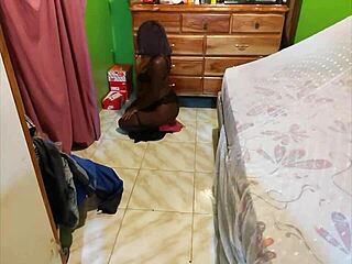 18yo naughty girl caught praying for dick