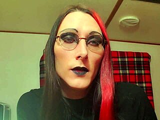 Goth tranny oils her feet then jerks cock 😈