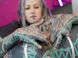 Extreme dap and massive squirt threesome with deepthroat