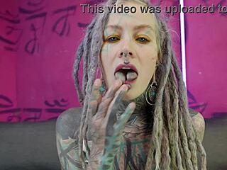 Extreme dap and massive squirt threesome with deepthroat