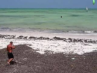 Beach beauty gave the best blowjob i have ever had