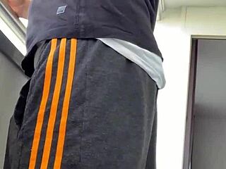 miskupa bulge on balcony