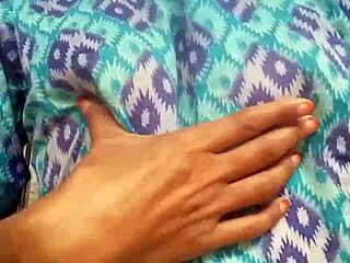 Bangladeshi school girls viral video