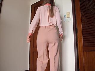 Curvy brunette caught a guy early morning at work