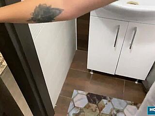 Sexy Couple Turns Building Tour Into Rooftop Tease