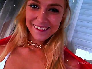 Blonde Dutch Teen Shows Huge Gaping Ass