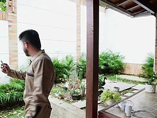 lucky technician fucks horny nymphomaniac housewife