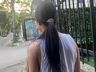 mi vecina me envia video caliente viniendose a chorros la tonta